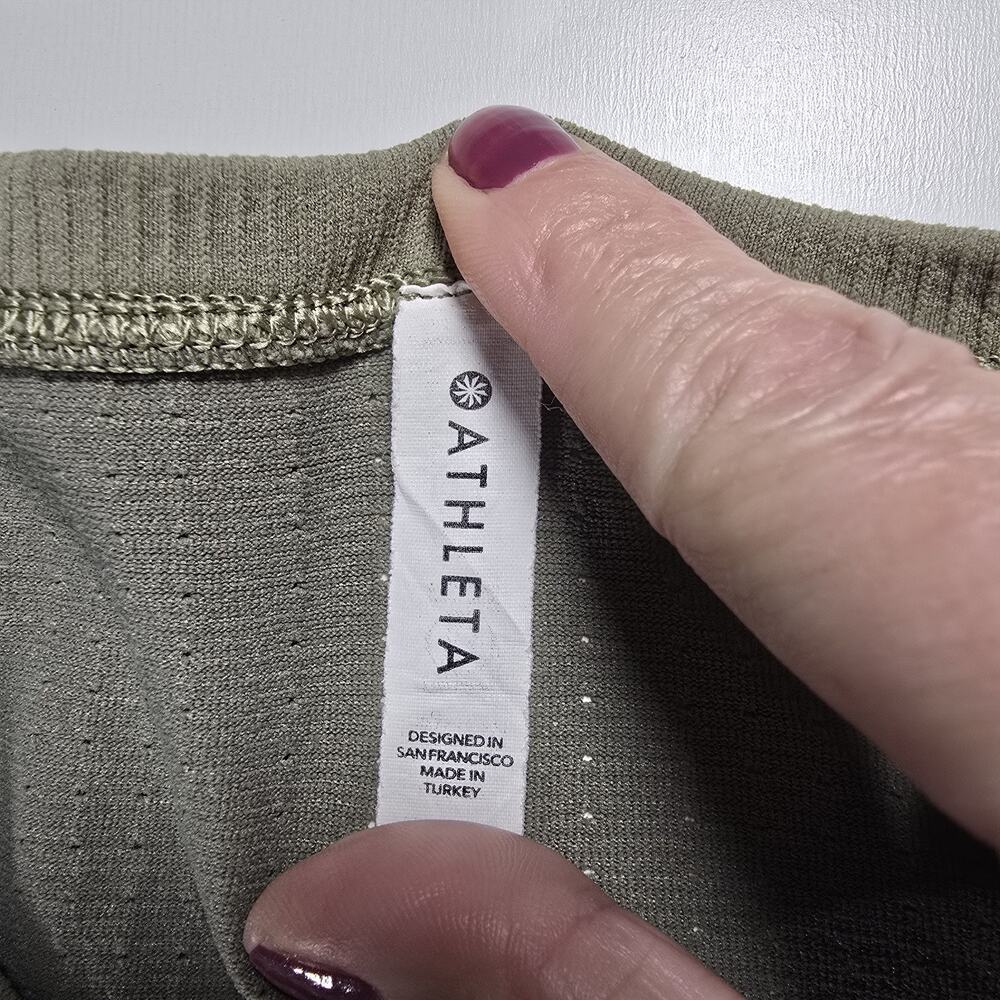 Athleta Momentum Seamless Perforated Tank Olive Sage Green XS S657685 Yoga Run - Picture 4 of 6